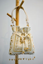 ivory-sparkle-beaded-handbag-drape-in-a-minute